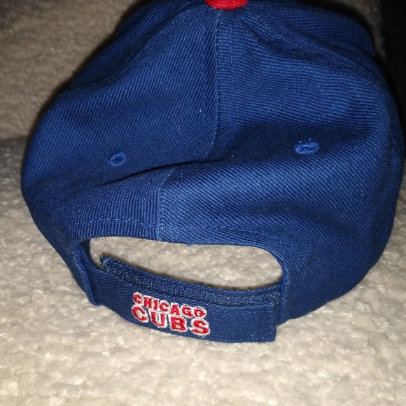 Chicago Cubs Adjustable Hat - Picture 2 of 4